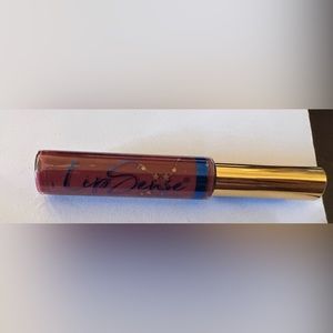Senegence Virgo ♍️ Sign Lip Gloss New OS without tags